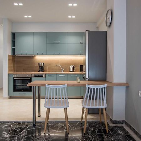 Central Spacious Apt Close To Port-Sites W/View 2 Heraklion  ภายนอก รูปภาพ