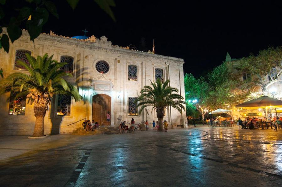 Central Spacious Apt Close To Port-Sites W/View 2 Heraklion  ภายนอก รูปภาพ